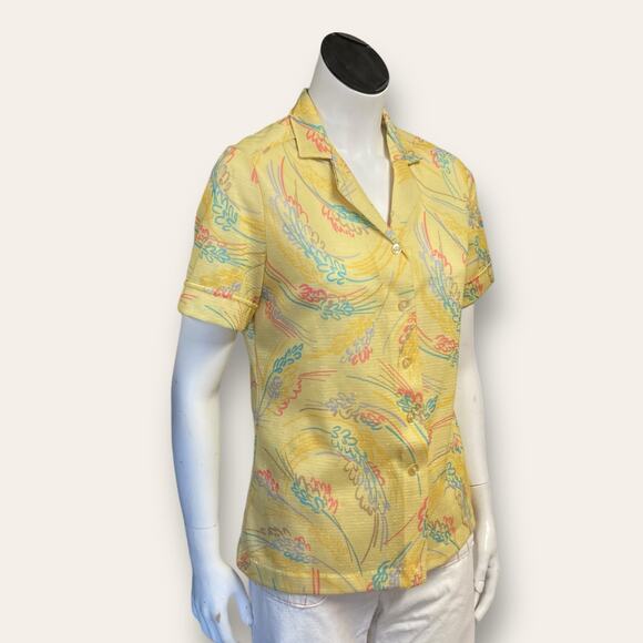 Ladies yellow polyester button up shirt w/ multicolor wheat pattern, size medium - Picture 6 of 6